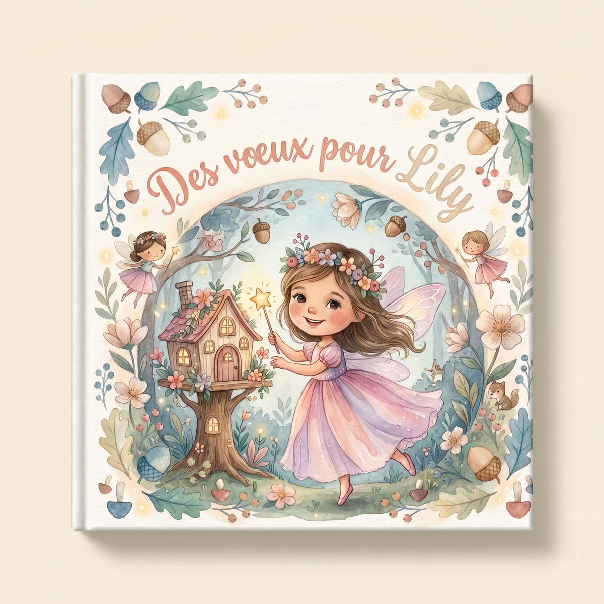 Livre personnalisé fermé sur fond clair, intitulé « Des vœux pour Lily », avec une illustration féerique.